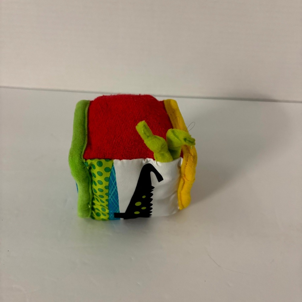 Infantino Soft Activity Block Baby Sensory Plush Toy Letter A Alligator Cube